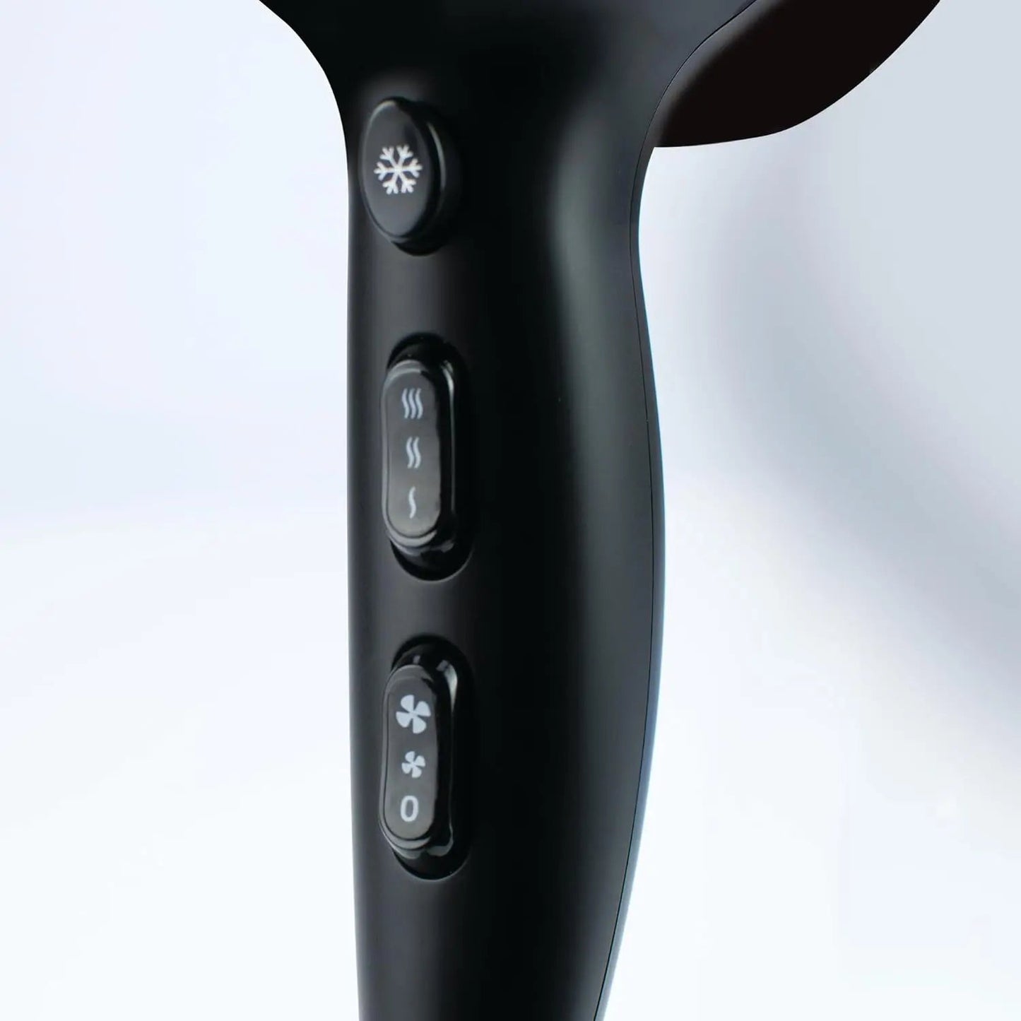2200W Hair dryer - Status LYON