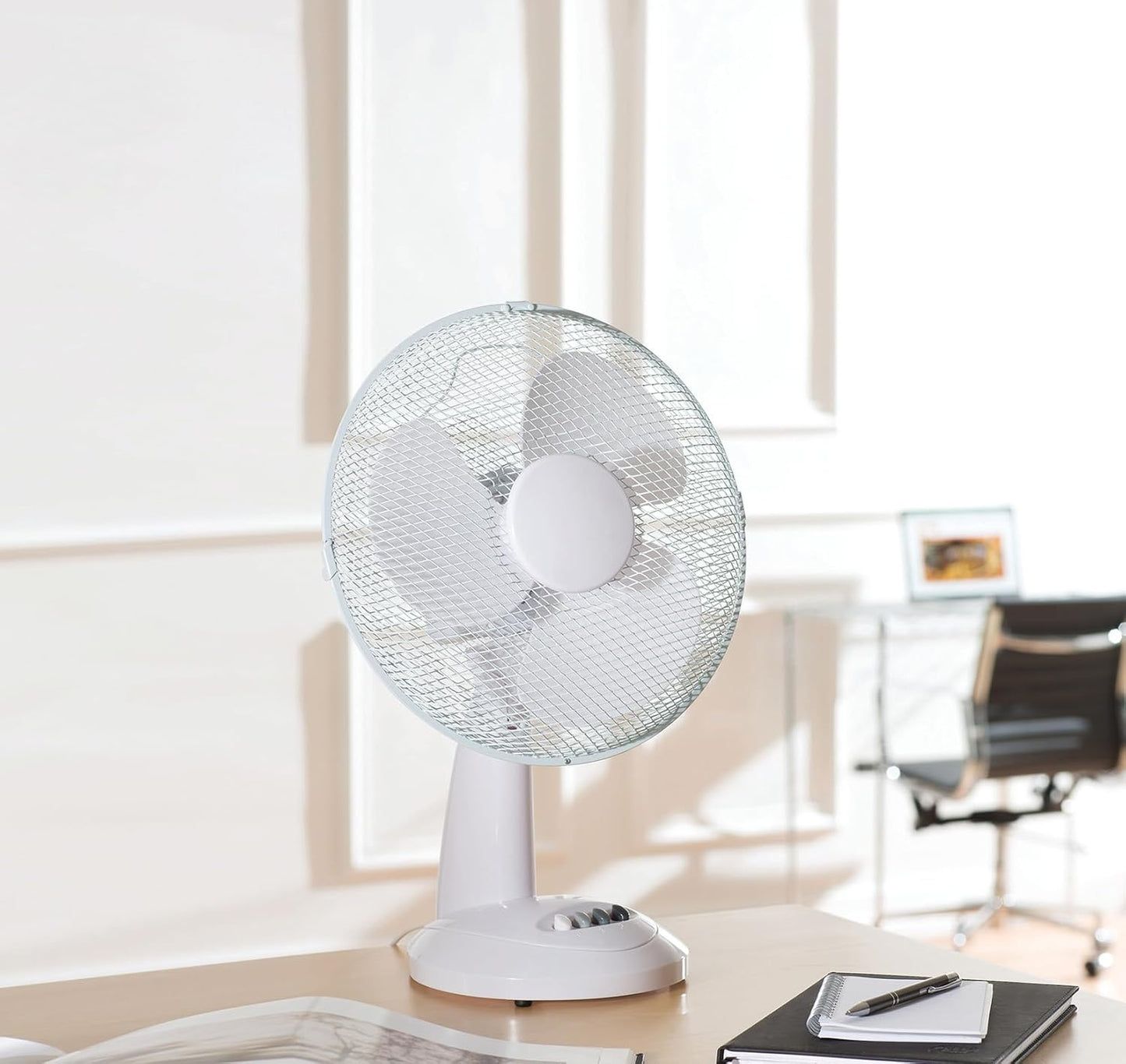Daewoo 12" Desk Fan White