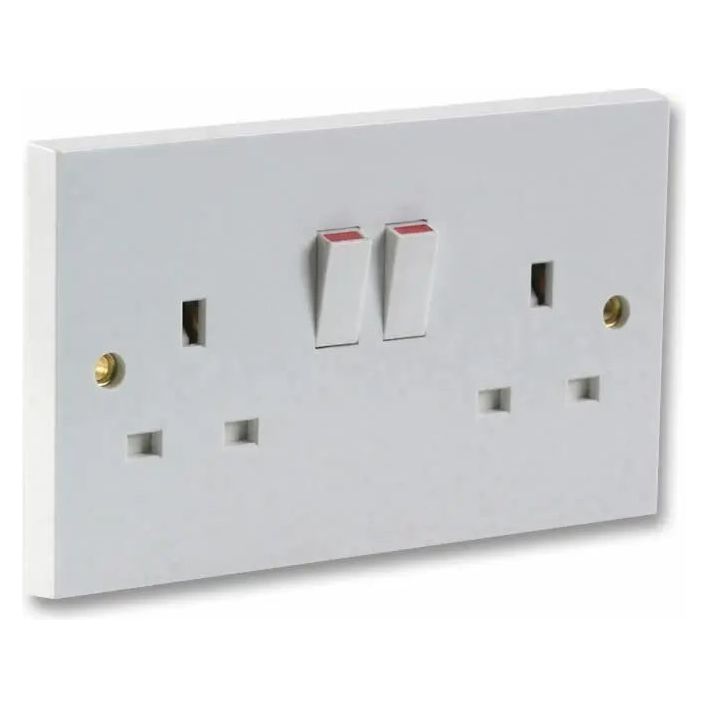 2 Gang Switched Socket Daewoo - Box of 10